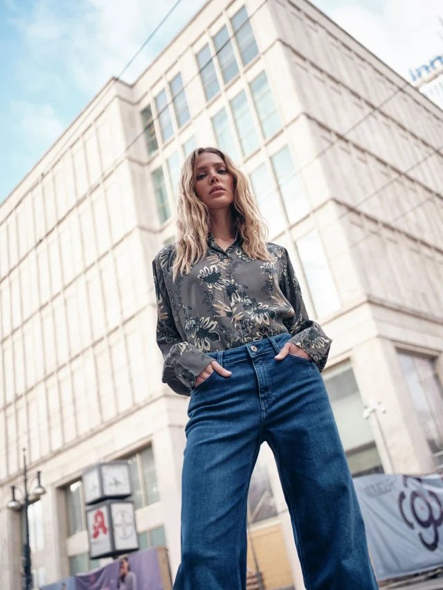 Young Ideas & Henmores -Dara Hera 32 Jeans -460 Indigo Blue -25