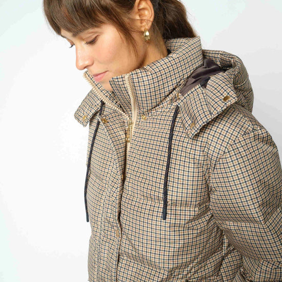 Young Ideas & Henmores -Jilly Miras Down Jacket -733 Doeskin Brown -XS