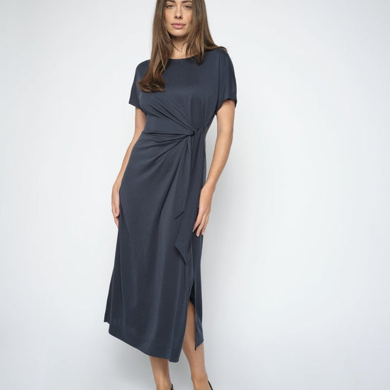 Young Ideas & Henmores -Juliette Knot Detail Midi Dress -191 India Ink -XS