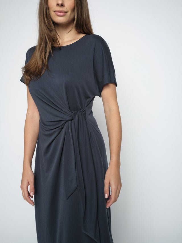 Young Ideas & Henmores -Juliette Knot Detail Midi Dress -191 India Ink -XS