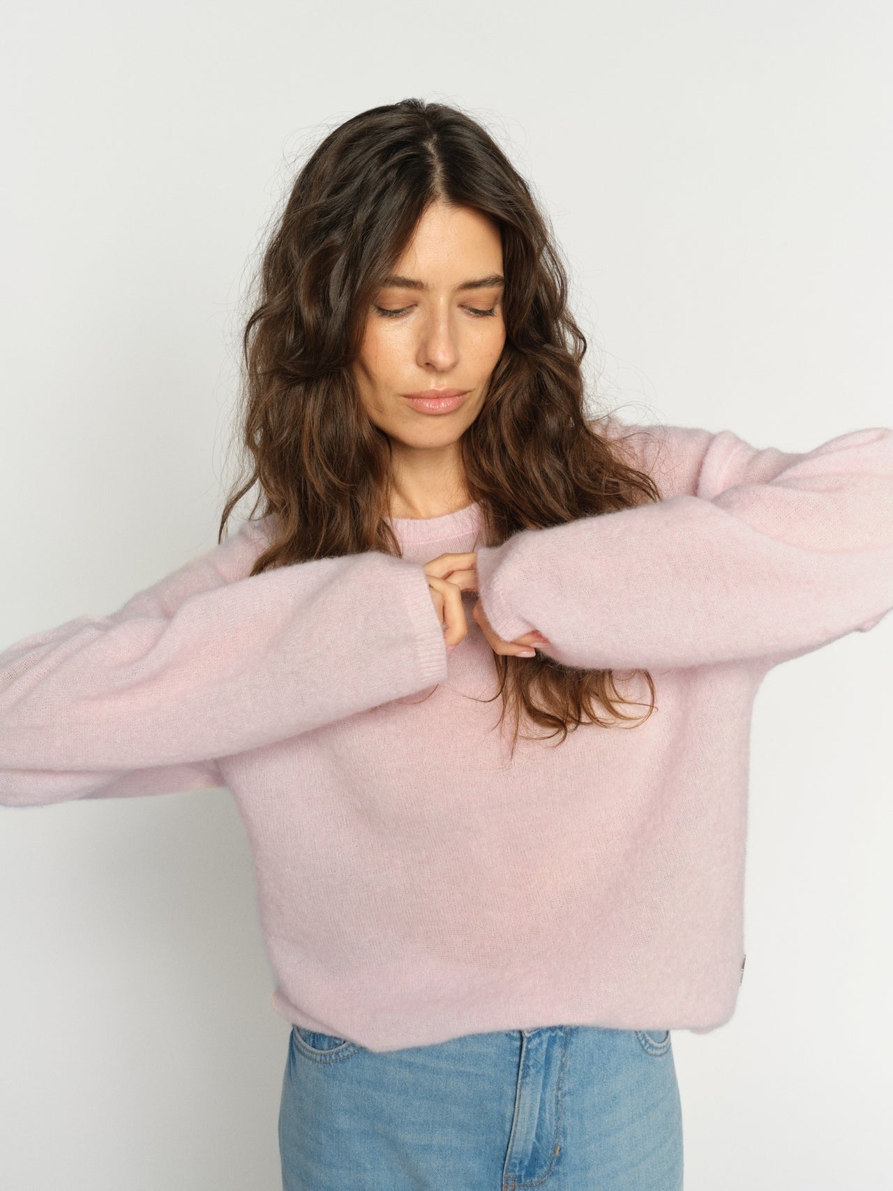 Young Ideas/Henmores - Mape Crew Neck Jumper - 745 Ballet Slipper - XS