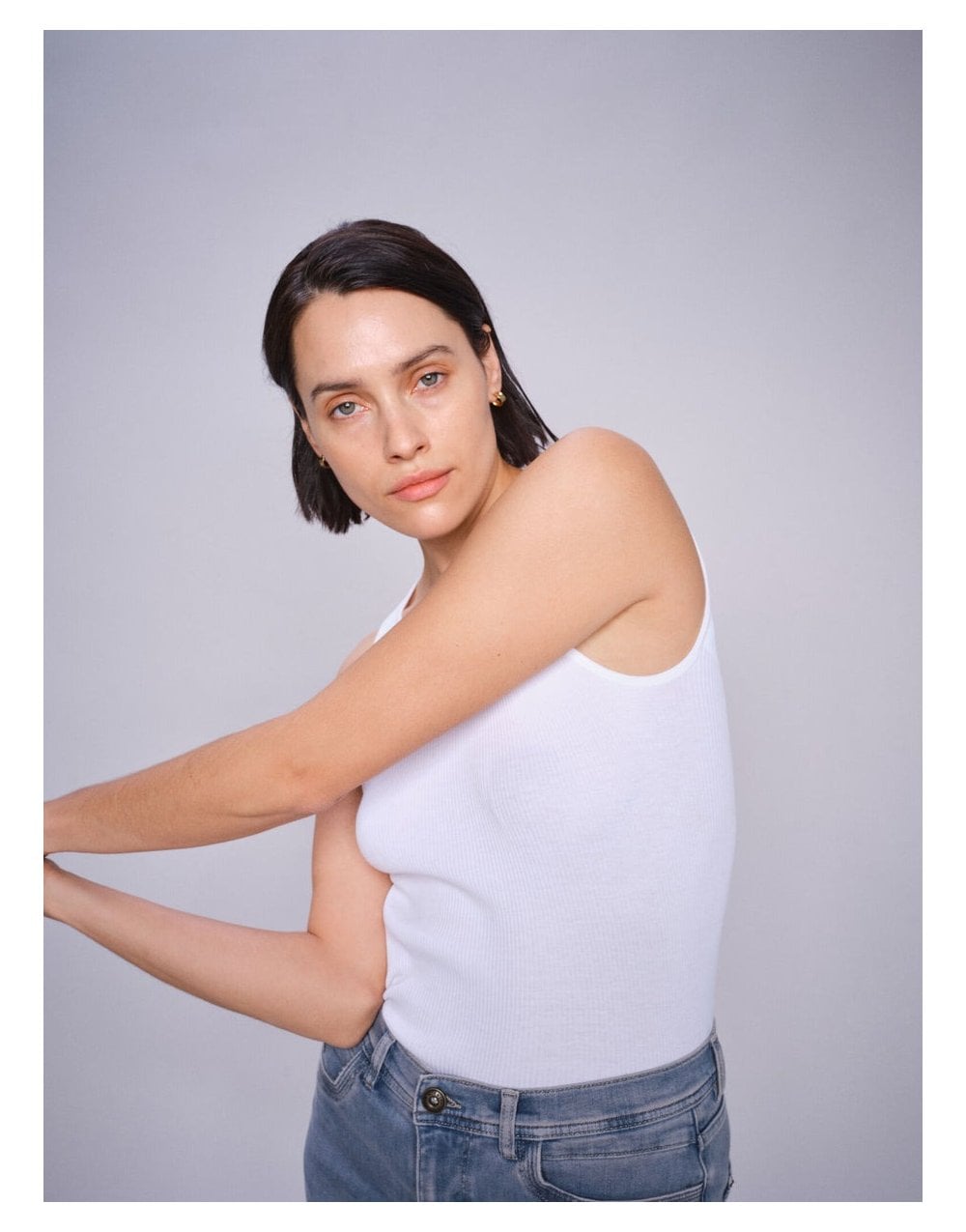 Young Ideas/Henmores - MMElaine Seamless Silk Tank Top - 101 White - M/L