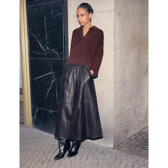 Young Ideas/Henmores - Thora Aidy Knitted Polo - 157 Boulder Brown - XS