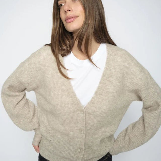 Young Ideas & Henmores -Thora V Neck Knit Cardigan -174 Feather Grey -XS