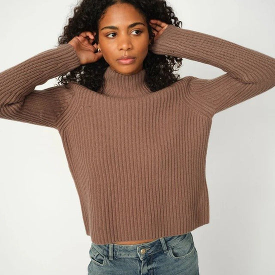 Young Ideas/Henmores - Thyra Highneck Jumper - 158 Falcon Brown - XS