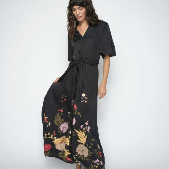 Young Ideas & Henmores -Wandi Flowwi Knot Detail Dress -801 Black -XS