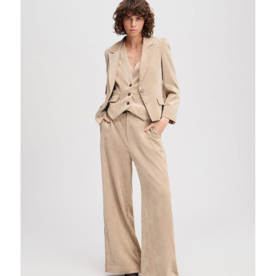 Young Ideas/Henmores - Lillian Waistcoat - Latte - 8