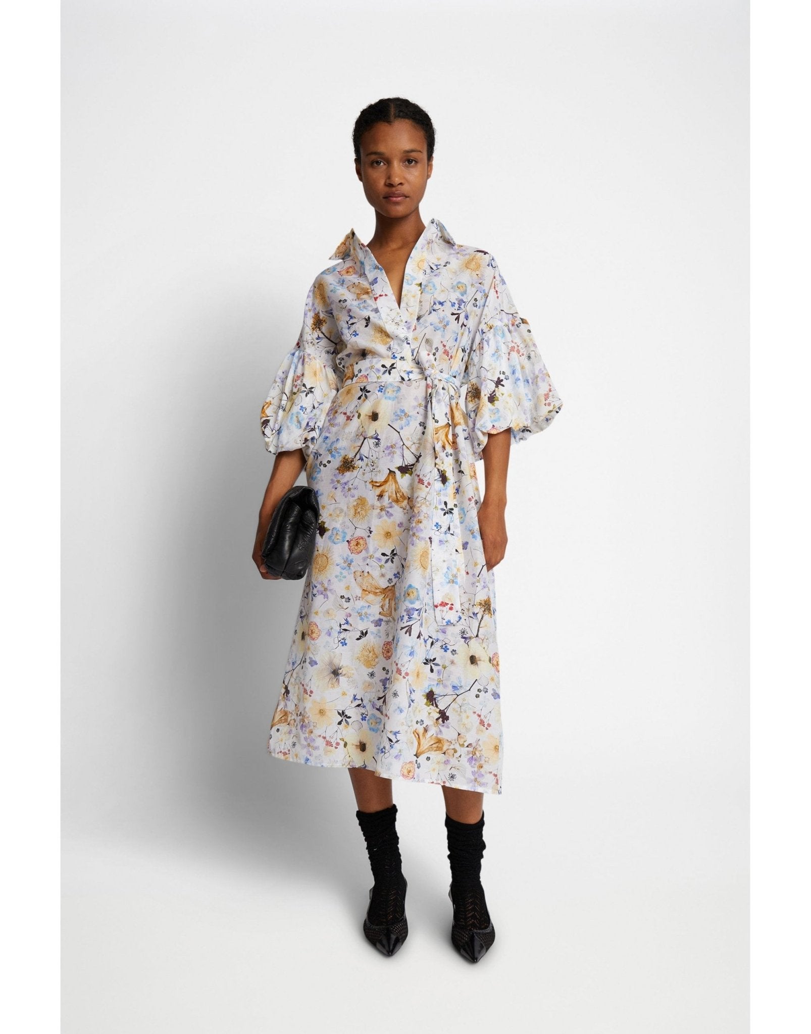 Young Ideas/Henmores - Palmetto Floral Tie Waist Midi Dress - 2 Black Floral - 10