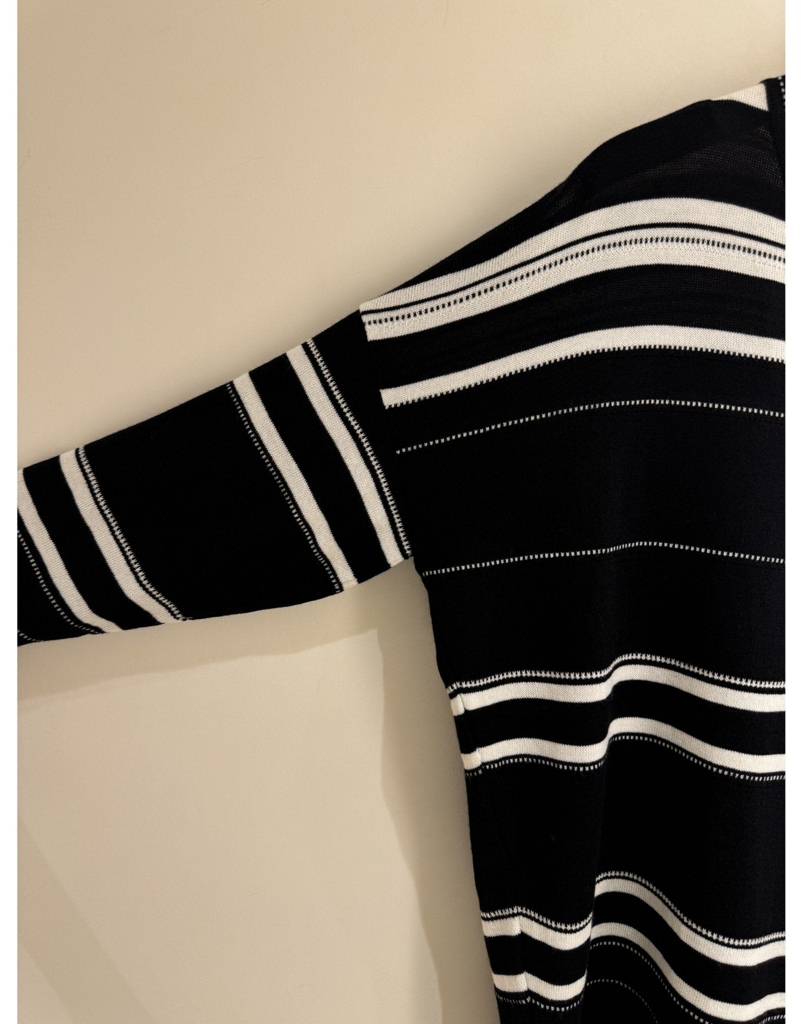 Young Ideas/Henmores - Striped V Neck Relaxed Jumper - Black - 10