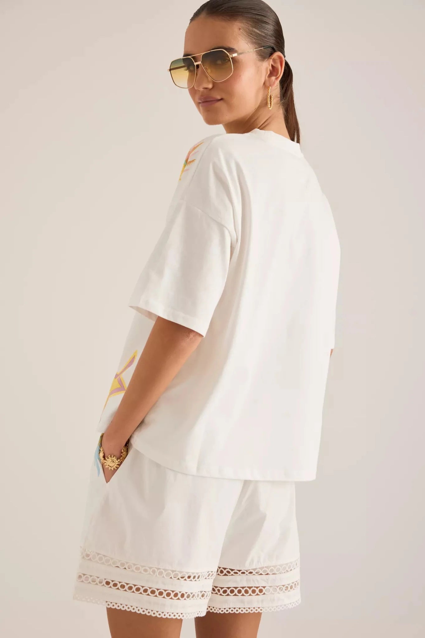 Young Ideas & Henmores - Dreamer T-Shirt - White Multi - XS