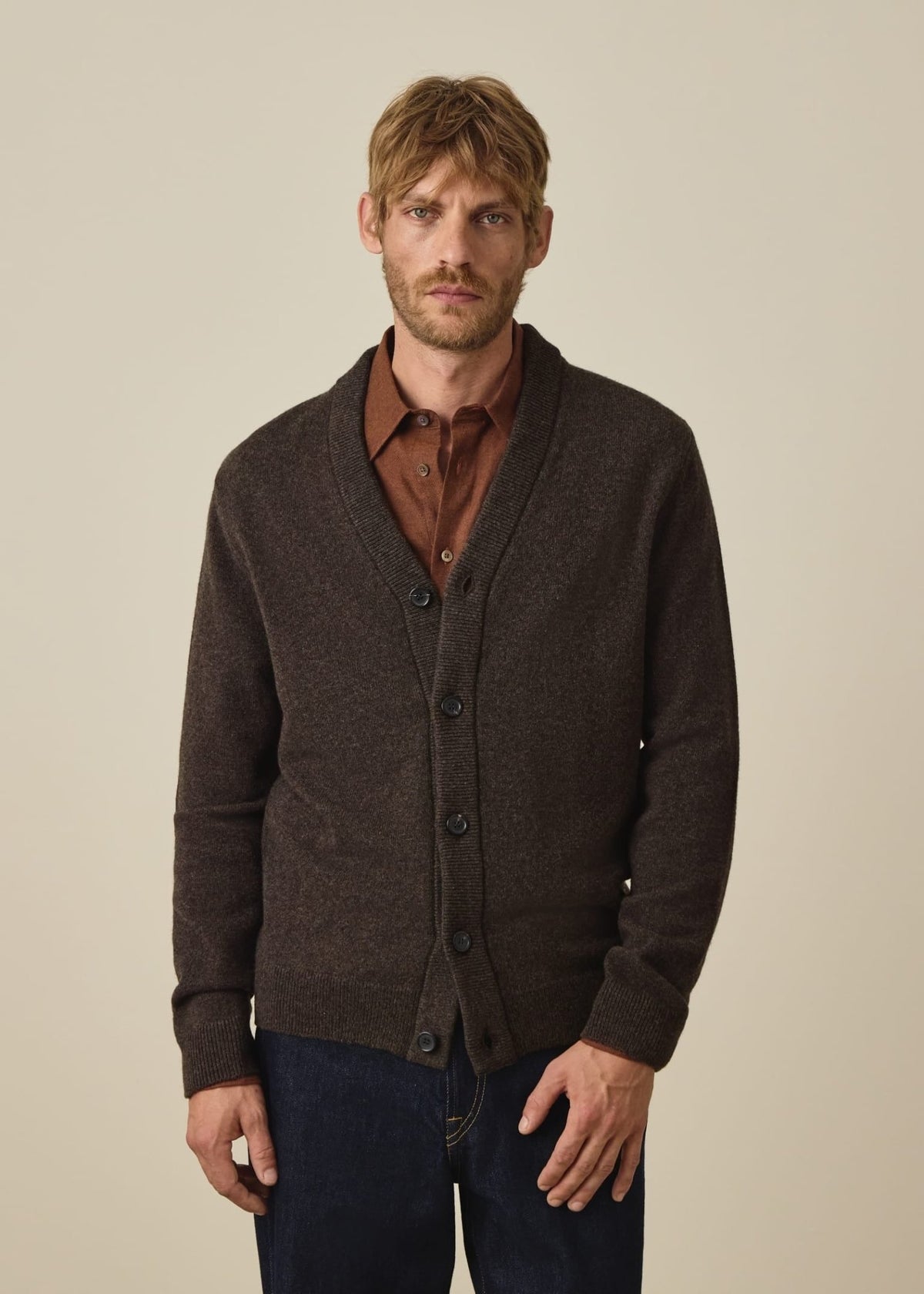 Young Ideas & Henmores -Button Through Cardigan -69 Dark Brown -L