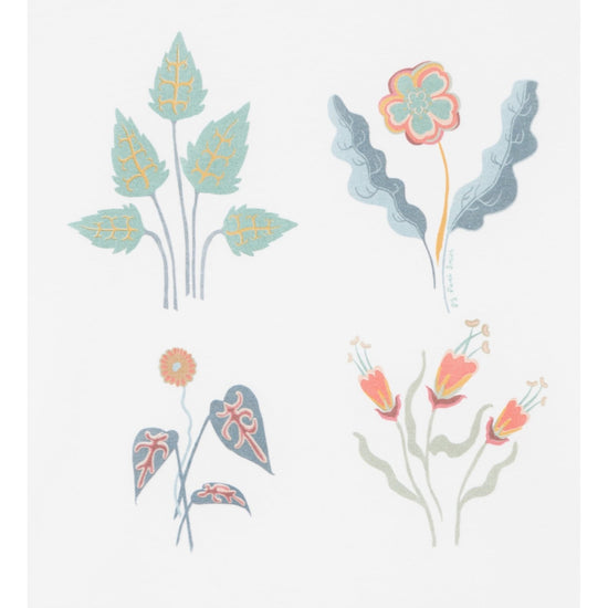 Young Ideas/Henmores - Flora Quad T-Shirt - 01 White - XS