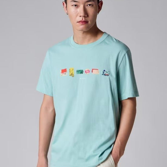 Young Ideas & Henmores -In A Row Graphic T-Shirt -30D Blue/Green -M
