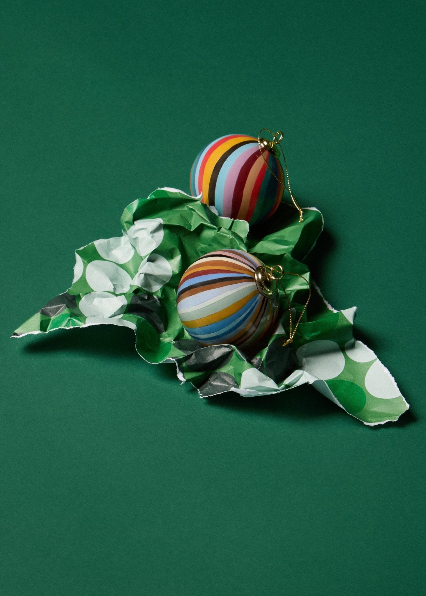 Young Ideas & Henmores -Swirl Stripe Bauble -90 Multi Stripe -OS