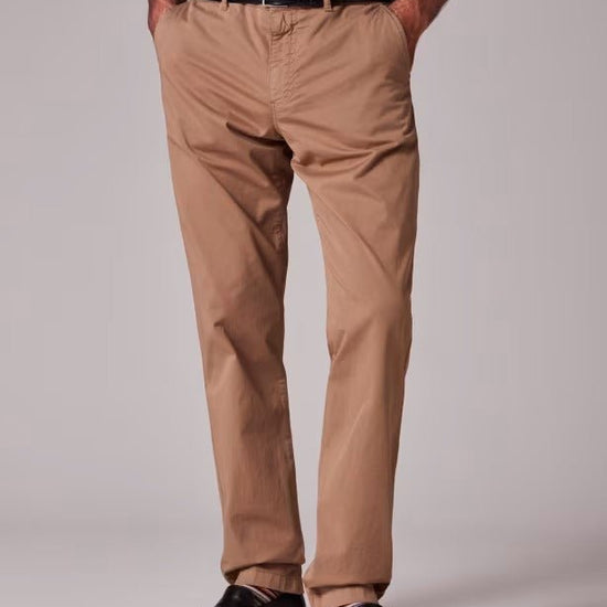 Young Ideas & Henmores -Tapered Fit Chino -64 Tan Brown -32