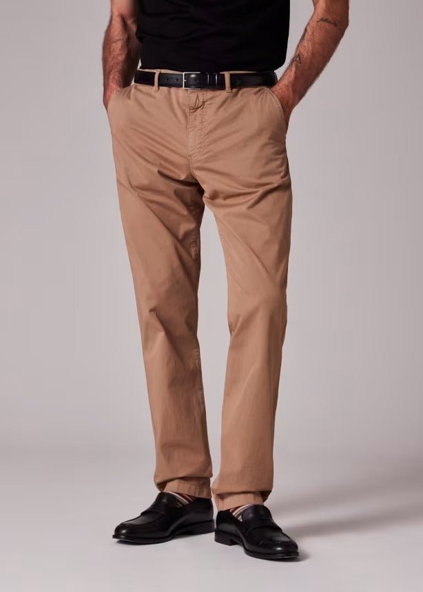 Young Ideas & Henmores -Tapered Fit Chino -64 Tan Brown -32