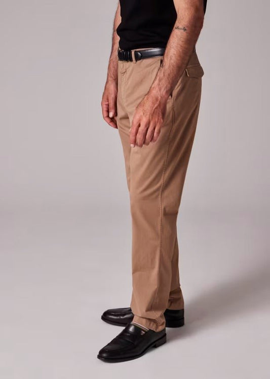 Young Ideas & Henmores -Tapered Fit Chino -64 Tan Brown -32