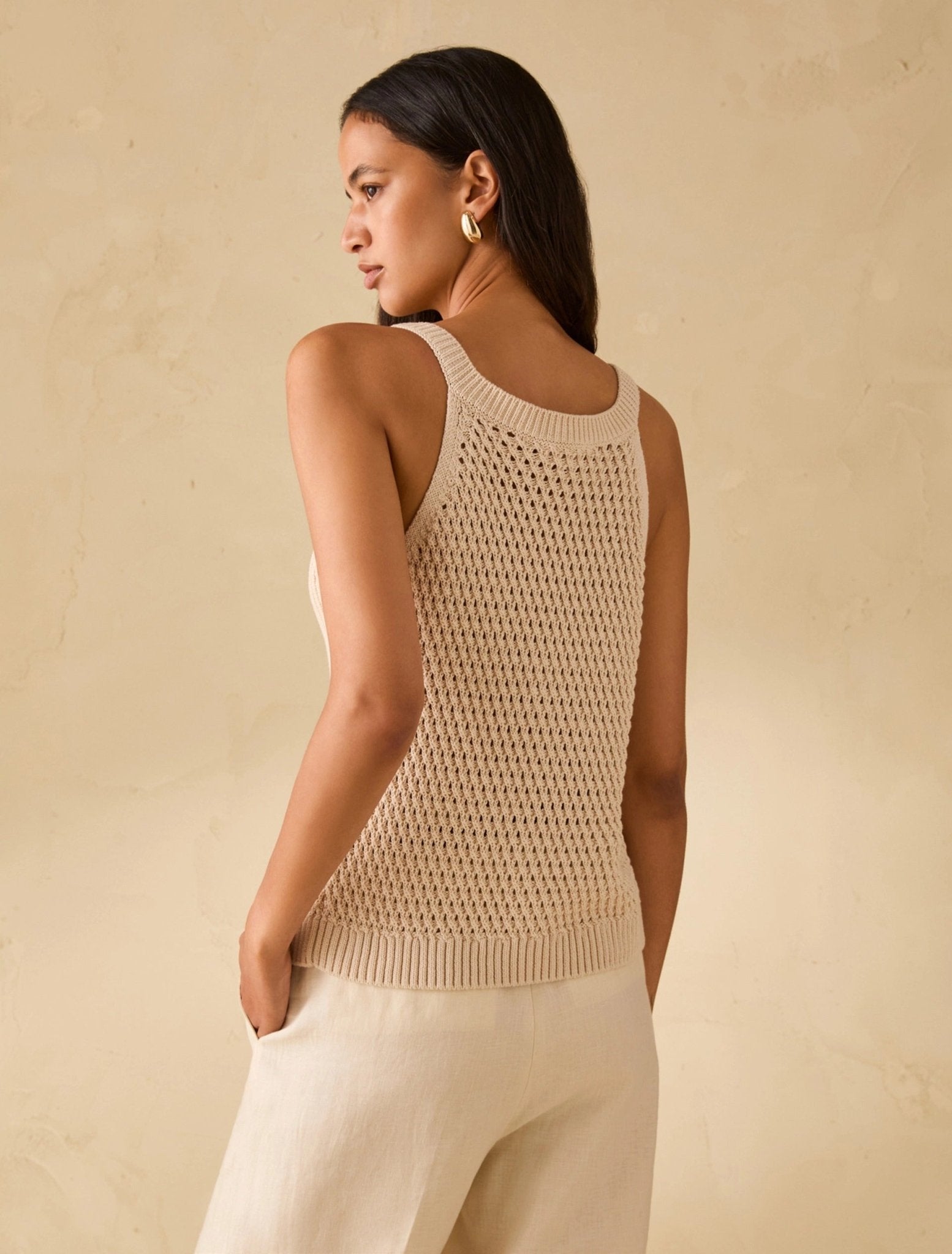 Young Ideas & Henmores - Dialogo Buttoned Knitted Sleeveless Vest - 001 Dark Cream - XS