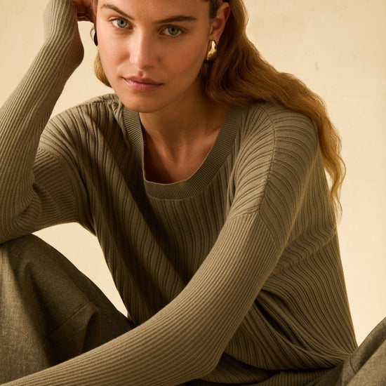 Young Ideas & Henmores - Erba Panel Detail Crew Neck Jumper - 008 Khaki - XS