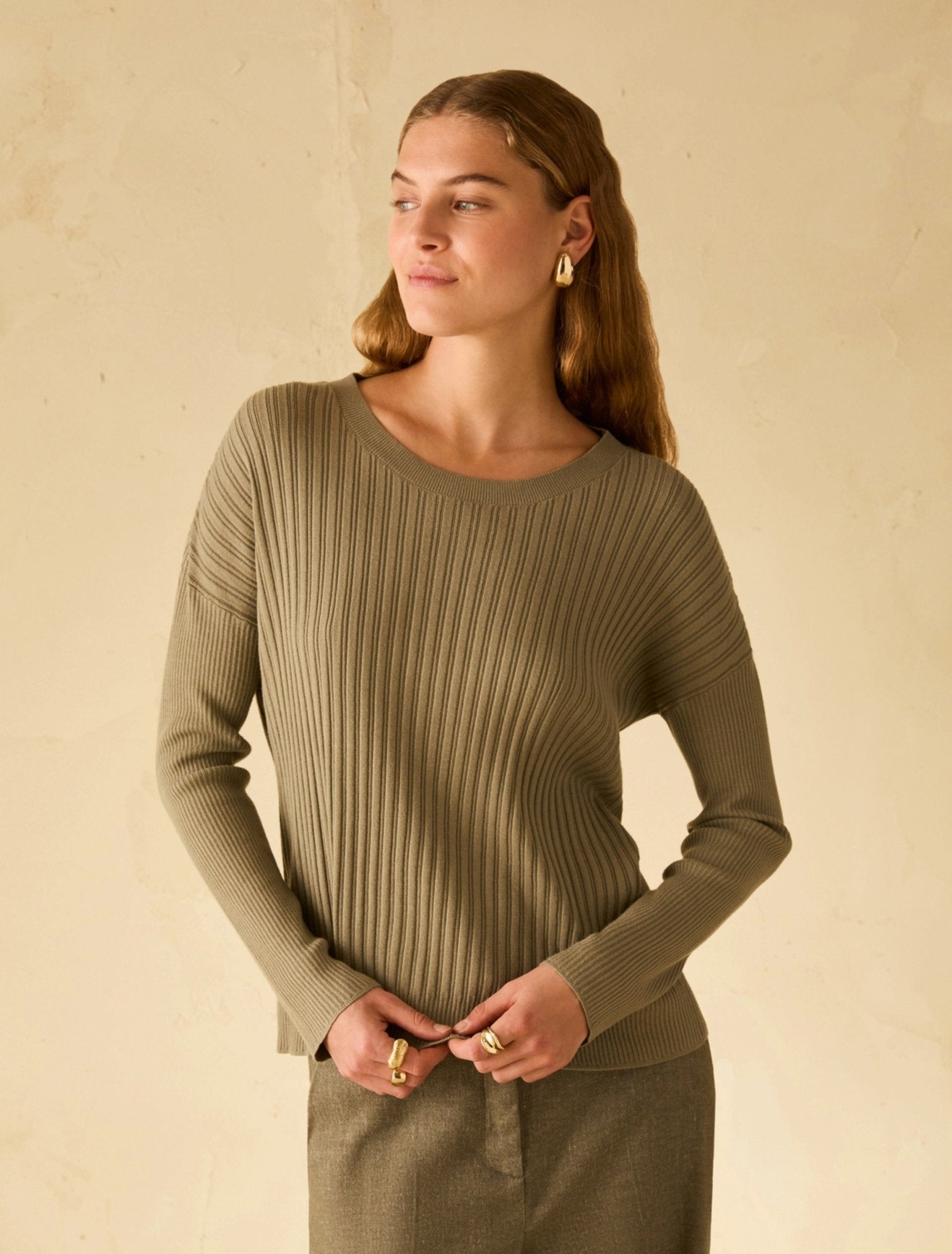 Young Ideas & Henmores - Erba Panel Detail Crew Neck Jumper - 008 Khaki - XS