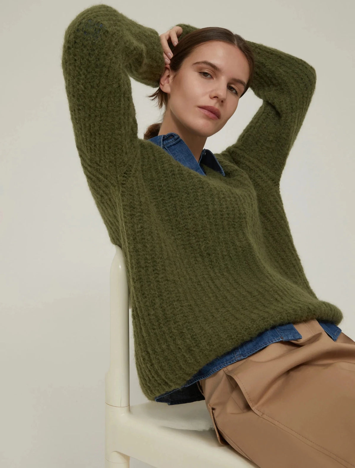 Young Ideas & Henmores -Salubre Mohair Crew Neck Jumper -004 Green -XS