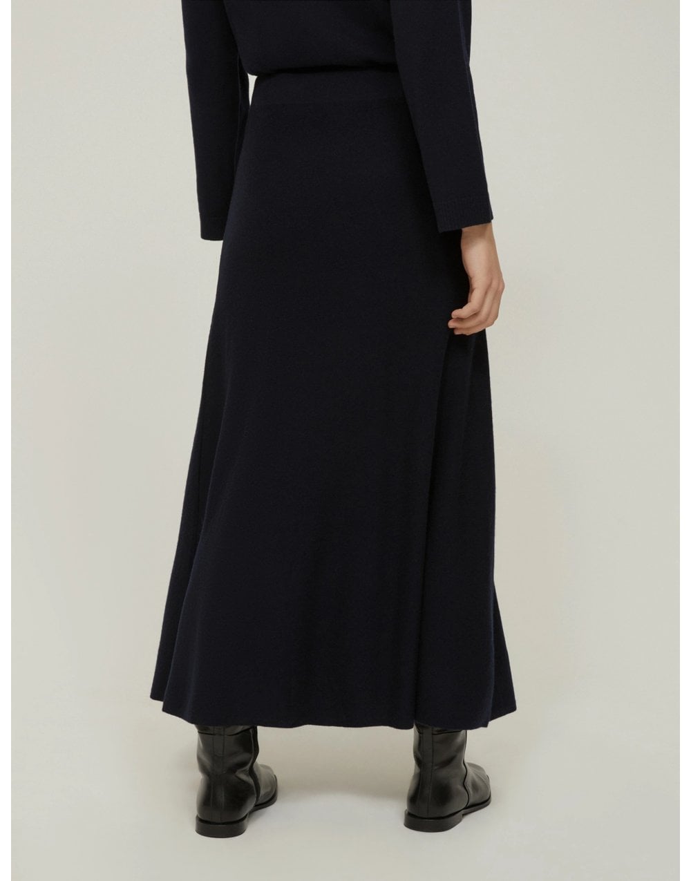 Young Ideas/Henmores - Veto Knitted Midi Skirt - 006 Navy - XS