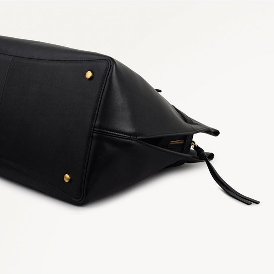 Young Ideas/Henmores - Christina Medium Ziptop Shoulder Bag - Dark Cherry - OS