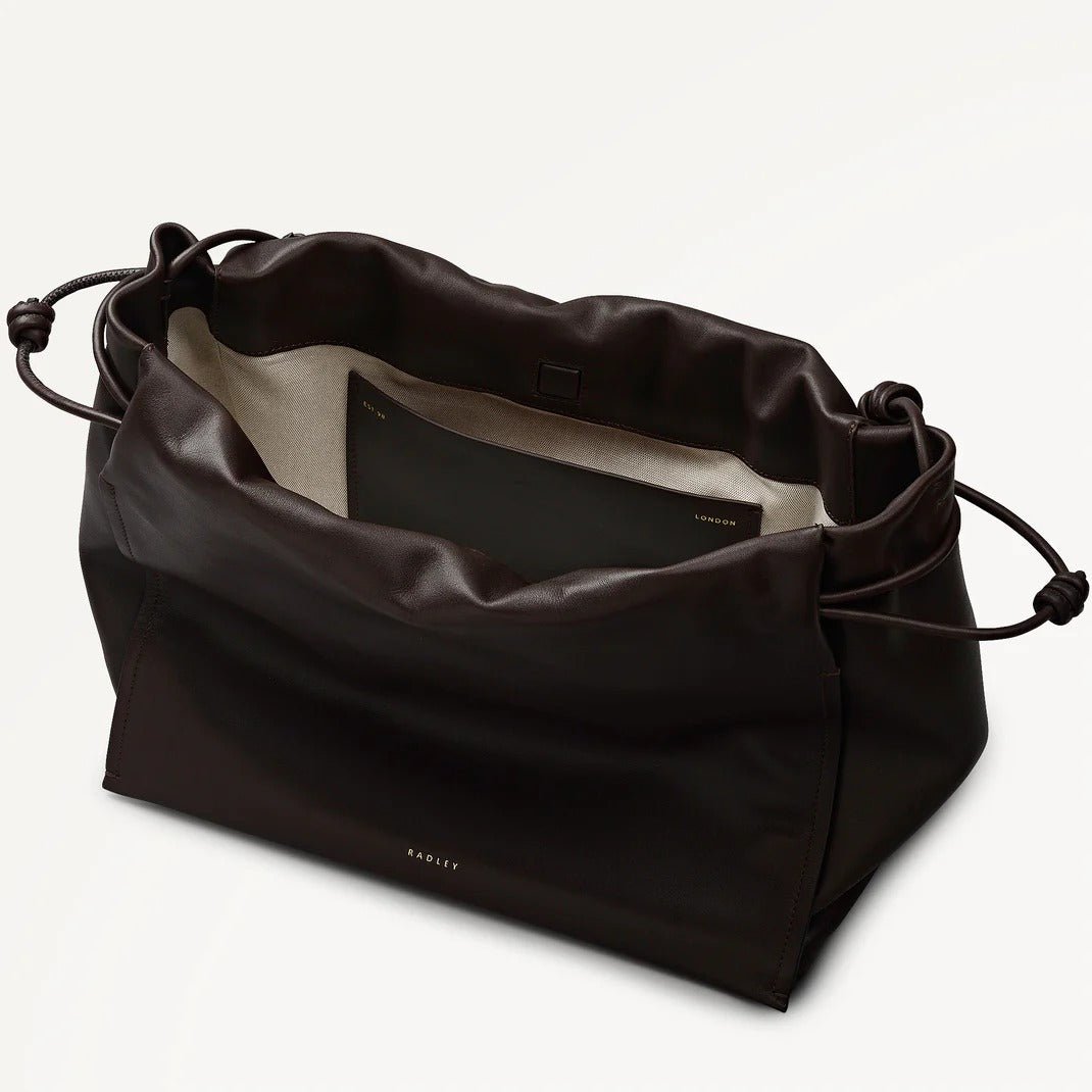 Young Ideas & Henmores - Roxburgh Large Drawstring Shoulder Bag - Dark Oak - OS
