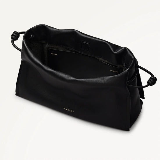 Young Ideas & Henmores - Roxburgh Medium Chain Clutch Bag - Black - OS