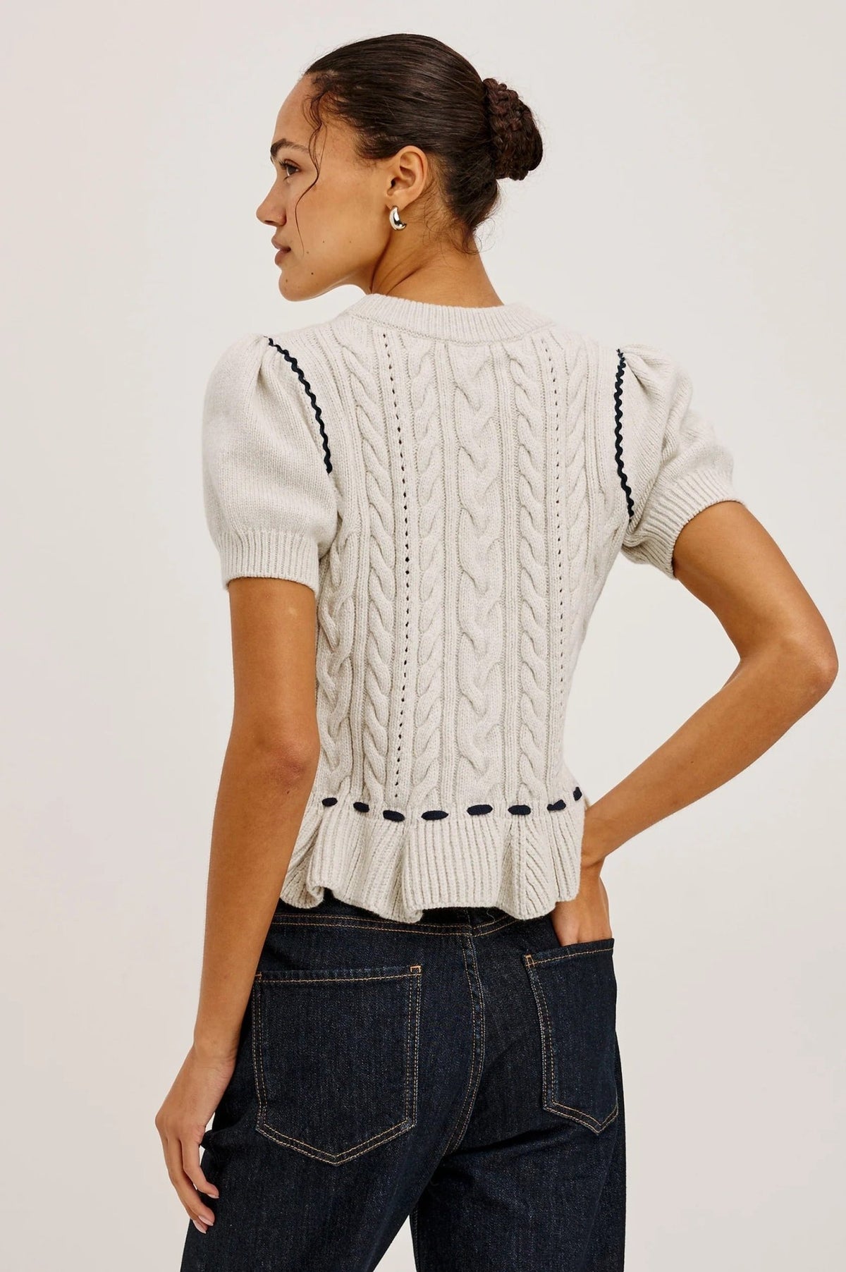 Young Ideas & Henmores -Chandi Knitted Short Sleeve Jumper -Heather Oat -S