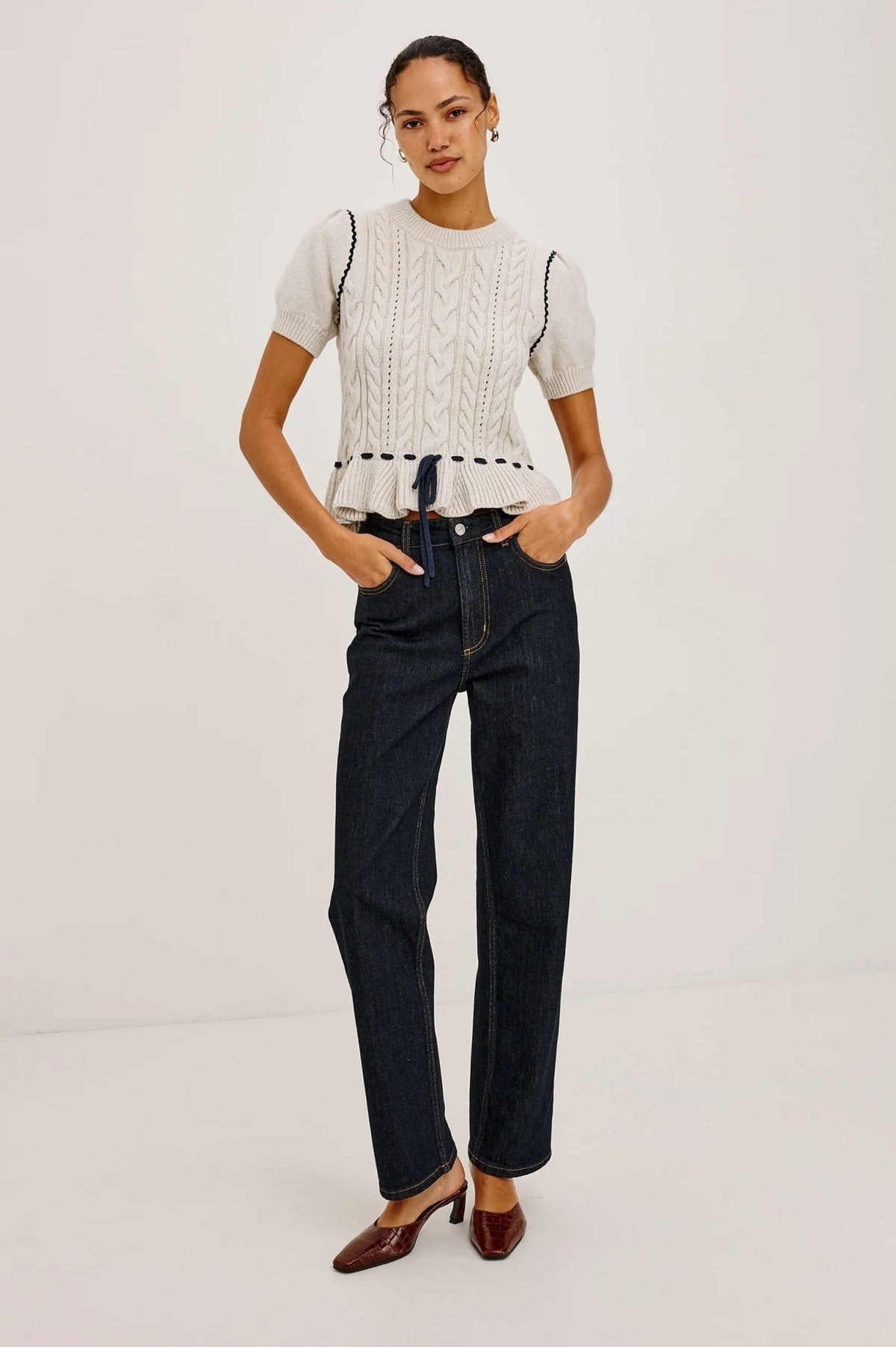 Young Ideas & Henmores -Chandi Knitted Short Sleeve Jumper -Heather Oat -S