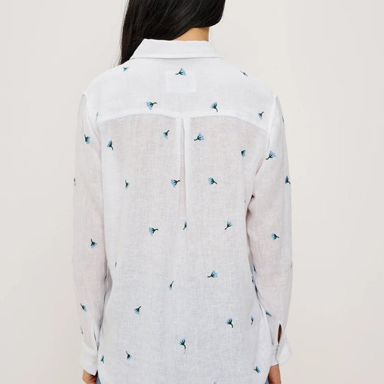 Young Ideas/Henmores - Charli Bluebell Carnations Long Sleeve Shirt - White - XS