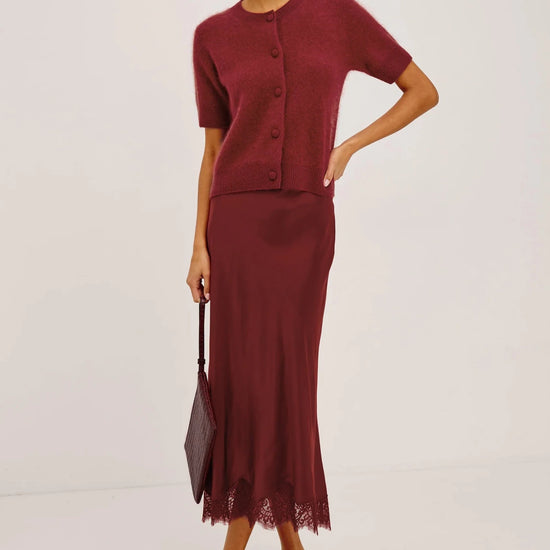 Young Ideas & Henmores -Ebony Lace Detail Skirt -Crimson -S