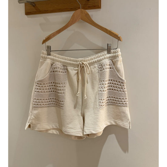 Young Ideas/Henmores - Eddie Crochet Pocket Shorts - oat - XS