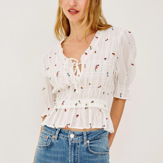 Young Ideas & Henmores -Fontaine Wildflowers Ruched Top -8760 White -XS
