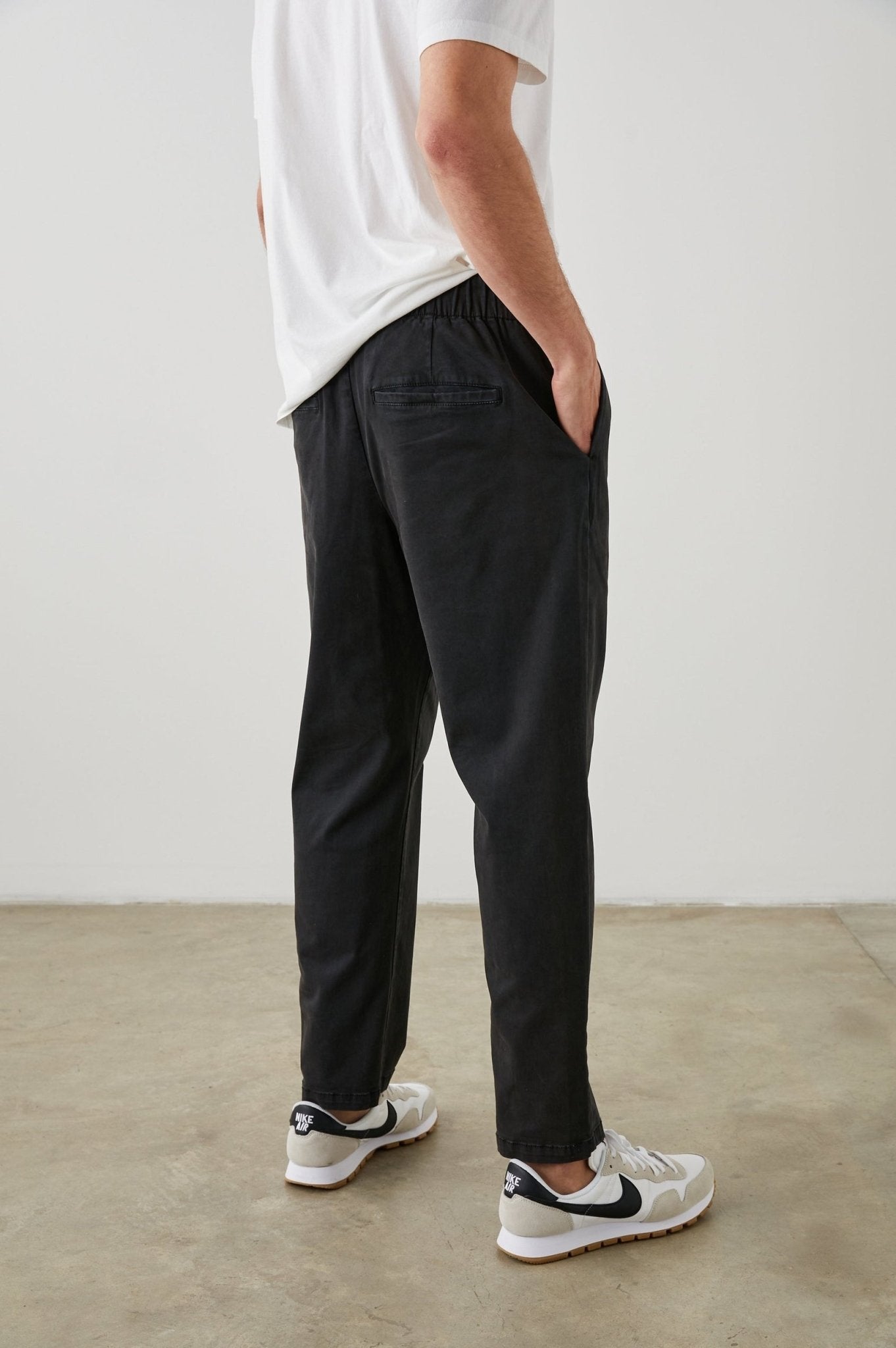 Young Ideas & Henmores - Julian Relaxed Slim Fit Elasticated Trousers - Faded Blue - M