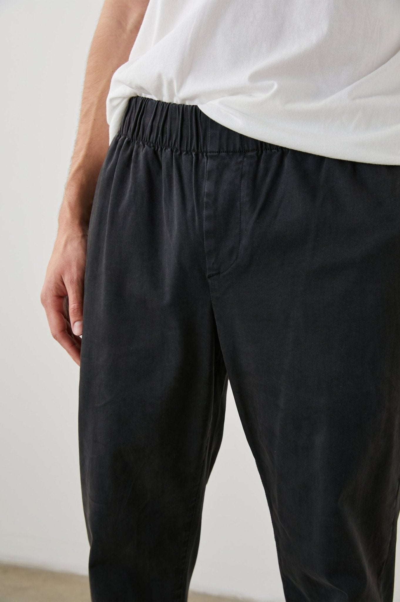 Young Ideas & Henmores - Julian Relaxed Slim Fit Elasticated Trousers - Faded Blue - M