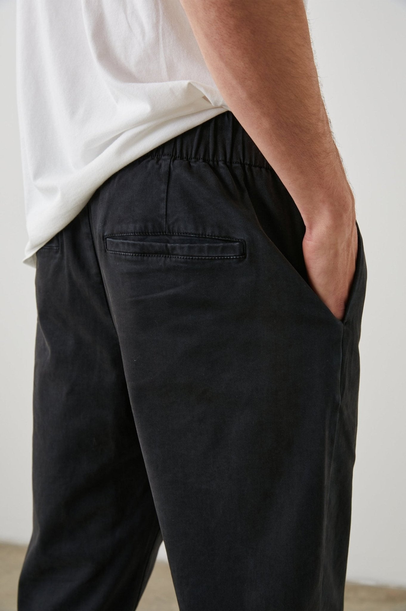 Young Ideas & Henmores - Julian Relaxed Slim Fit Elasticated Trousers - Faded Blue - M