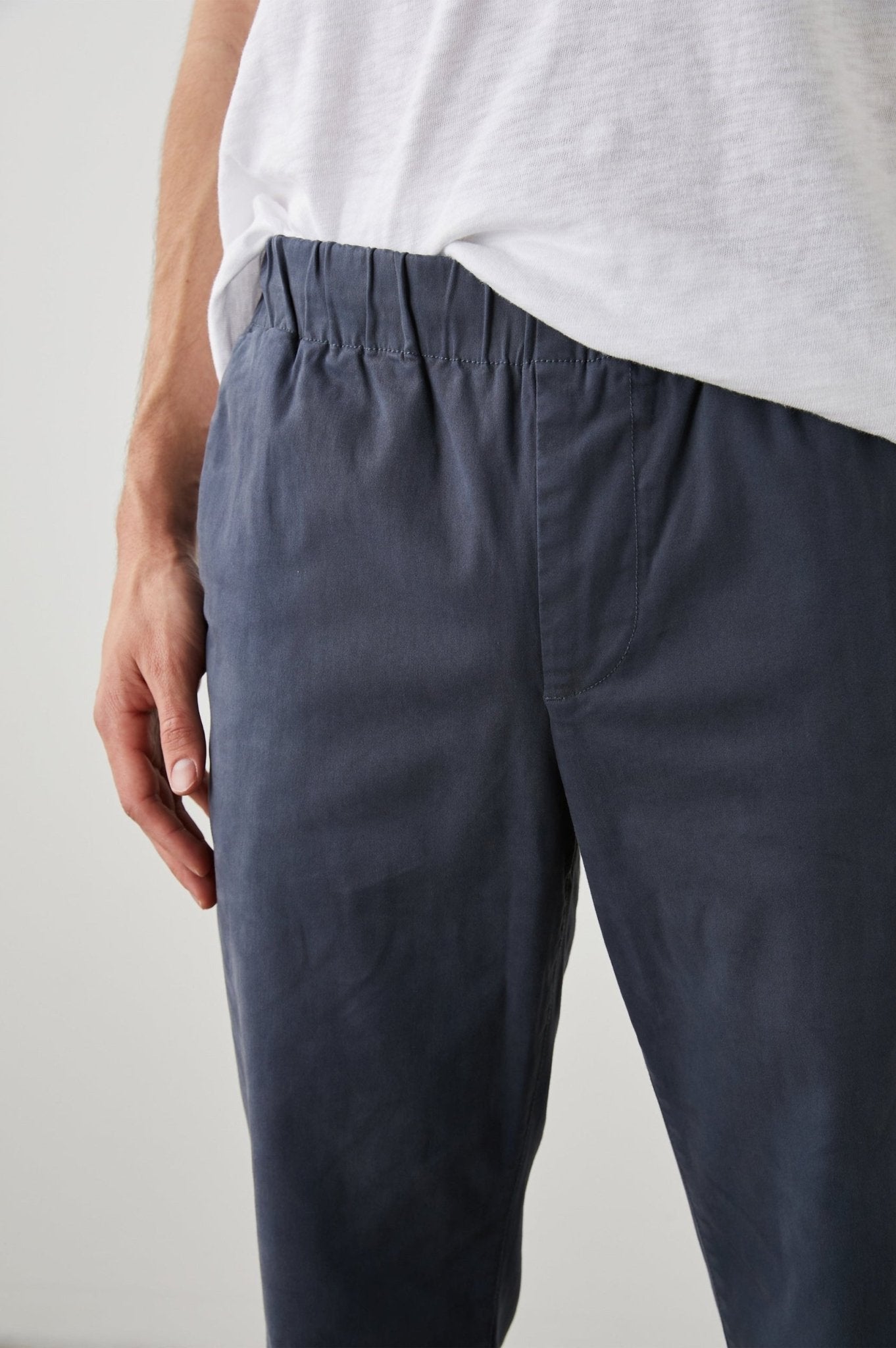 Young Ideas & Henmores - Julian Relaxed Slim Fit Elasticated Trousers - Faded Blue - M