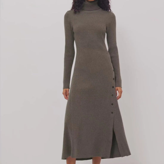 Young Ideas & Henmores -Kat Knitted Dress -Hazelnut -S