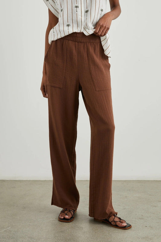 Young Ideas & Henmores - Leon Waffle Large Pocket Detail Trousers - Brown - M