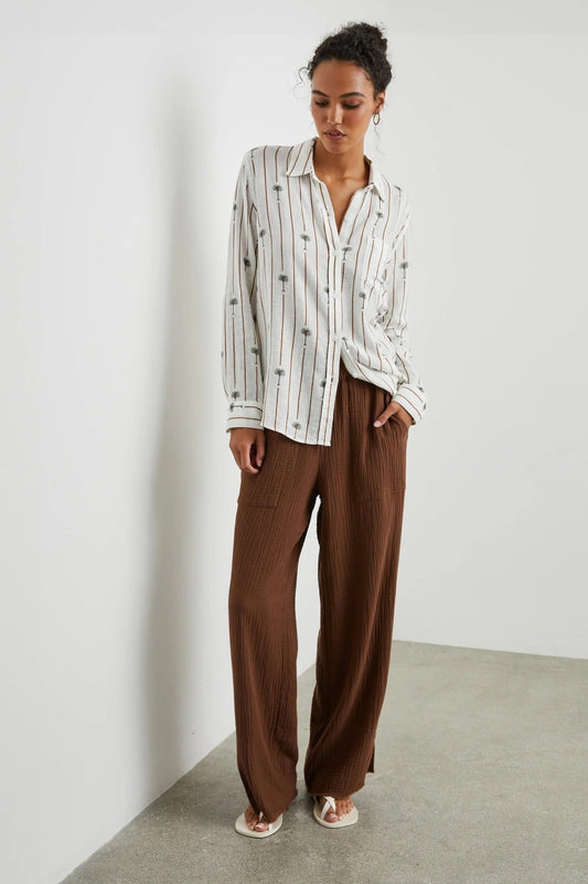 Young Ideas & Henmores - Leon Waffle Large Pocket Detail Trousers - Brown - M
