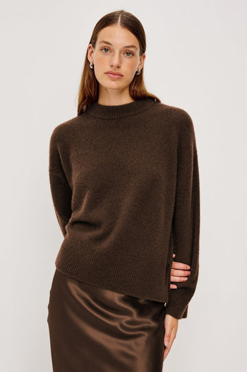 Young Ideas & Henmores -Miranda Cashmere Mix Crew Neck Jumper -Chocolate -XS