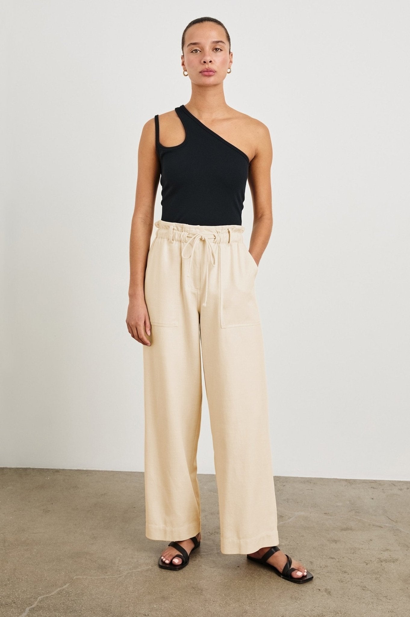 Young Ideas & Henmores - Ryan Wide Leg Drawstring Trousers - Safari Brown - XS