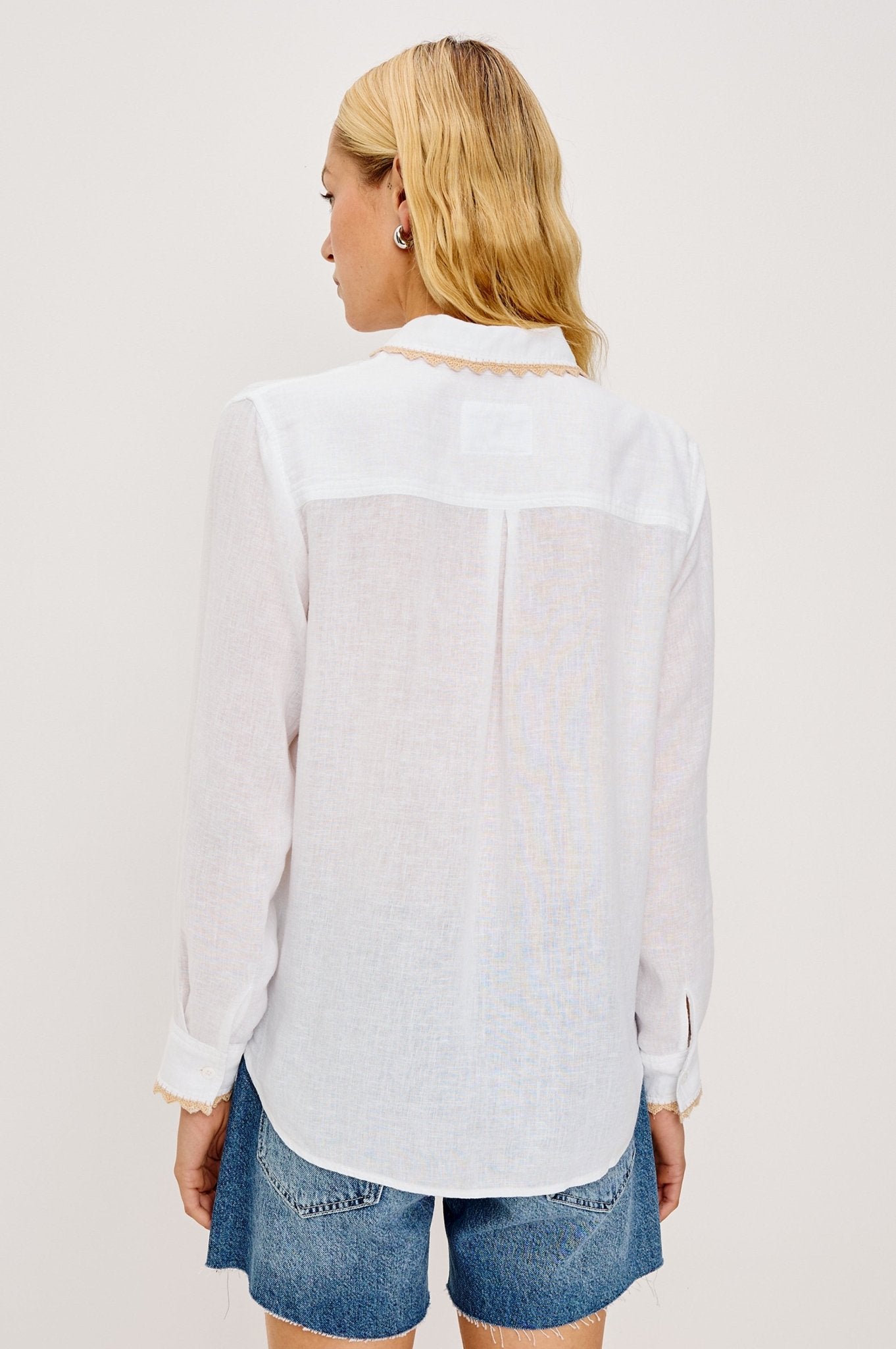Young Ideas & Henmores - Saya Overstitch Detail Shirt - White/Tan - XS