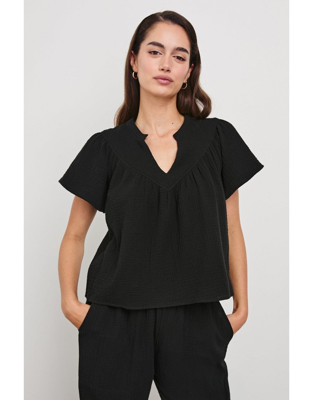 Young Ideas/Henmores - Sayer Short Sleeve V Neck Top - Black - S