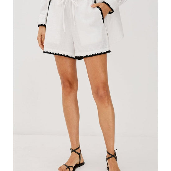 Young Ideas/Henmores - Sunny Blanket Stitch Detail Shorts - White - S