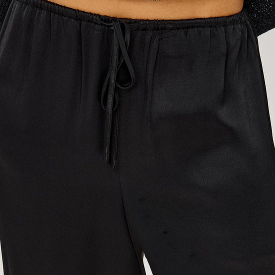 Young Ideas & Henmores -Virgo Satin Crepe Trousers -Black -S