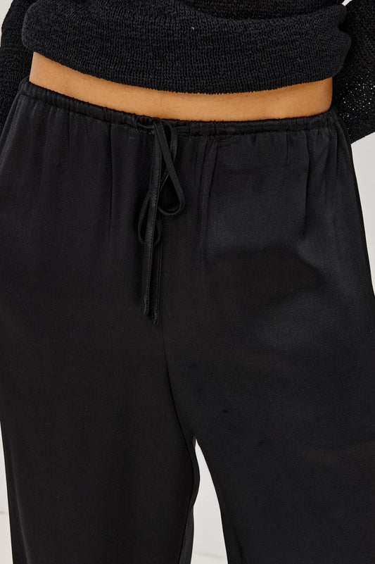 Young Ideas & Henmores -Virgo Satin Crepe Trousers -Black -S