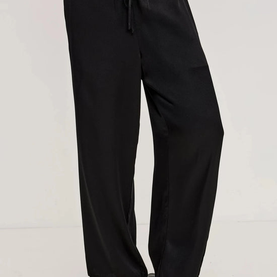 Young Ideas & Henmores -Virgo Satin Crepe Trousers -Black -S